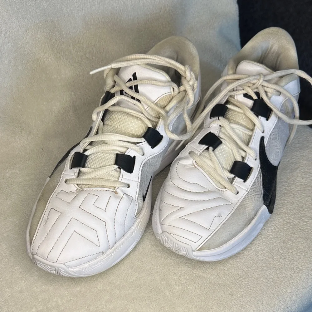 Nike White and Black Athletic Sneakers zoom freak 5 basketball